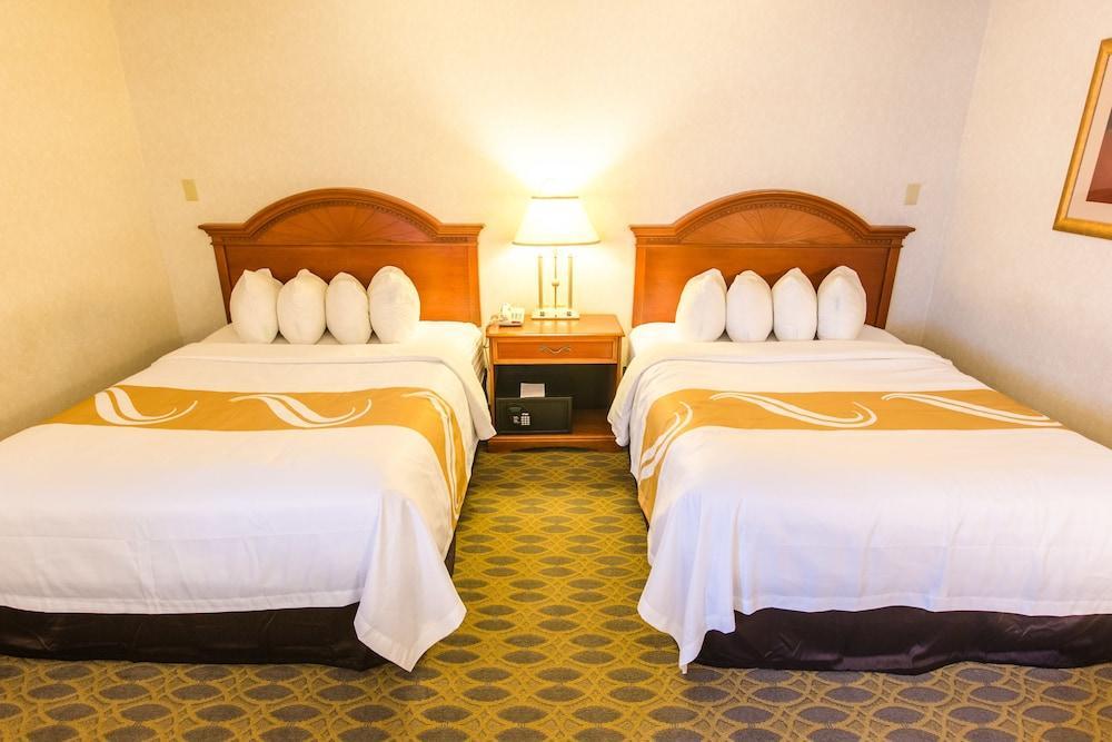 Quality Inn & Suites University Laramie Eksteriør billede